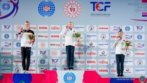 podio gaddi caterina perotti giulia ita uneven bars ph simone ferraro sfa07431